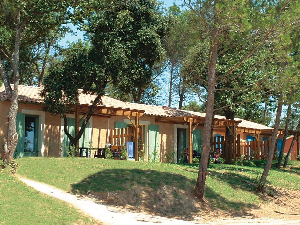 Lagrange Vacances Les Mazets De Gaujac Gaujac  Rom bilde